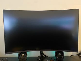 LG UltraGear 32” 1440p monitor *curved*