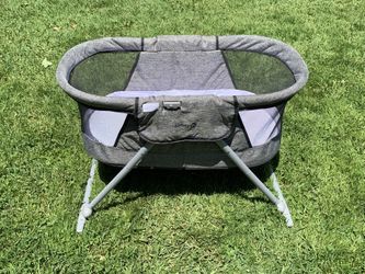 Rocking Bassinet 