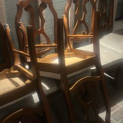 FREE-  Queen Anne- Style   6 Dining Chairs 