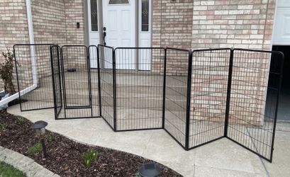 Large metal gate (18 ft L x 40” height )