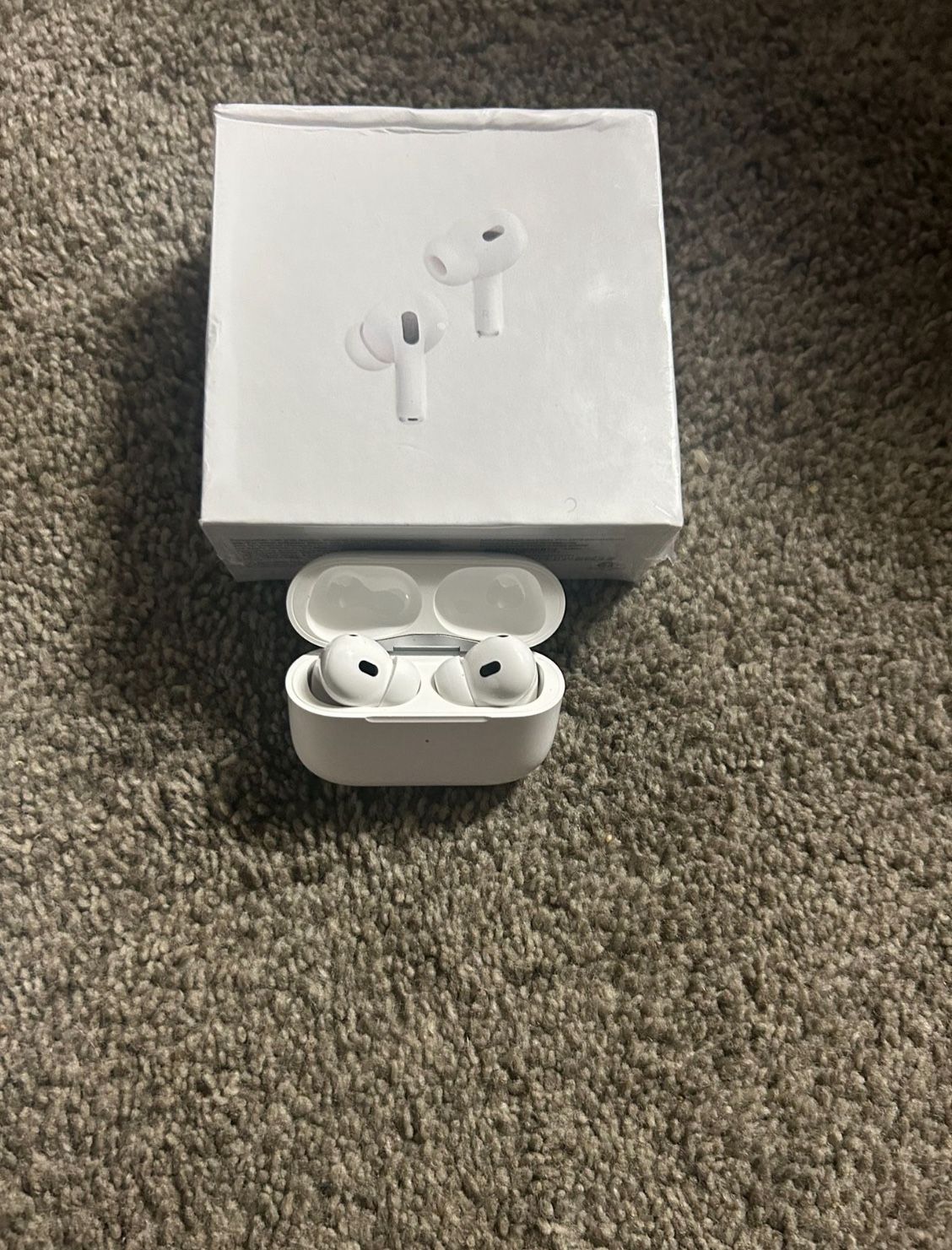 New AirPods Pro 2nd Gen w/ AppleCare