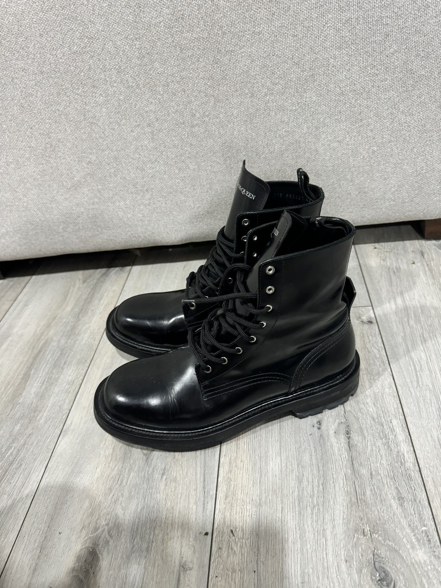 Men’s Alexander McQUEEN Size 43