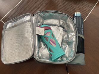 Lunch box with two containers, used, great condition