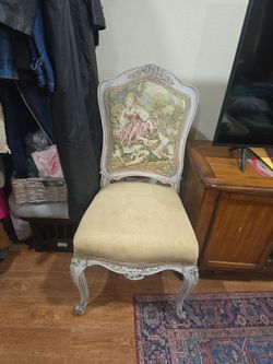 Silla antigua bordada