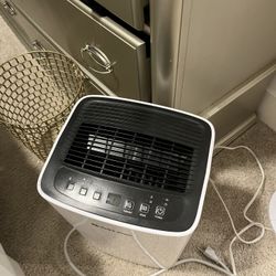 Dehumidifier 