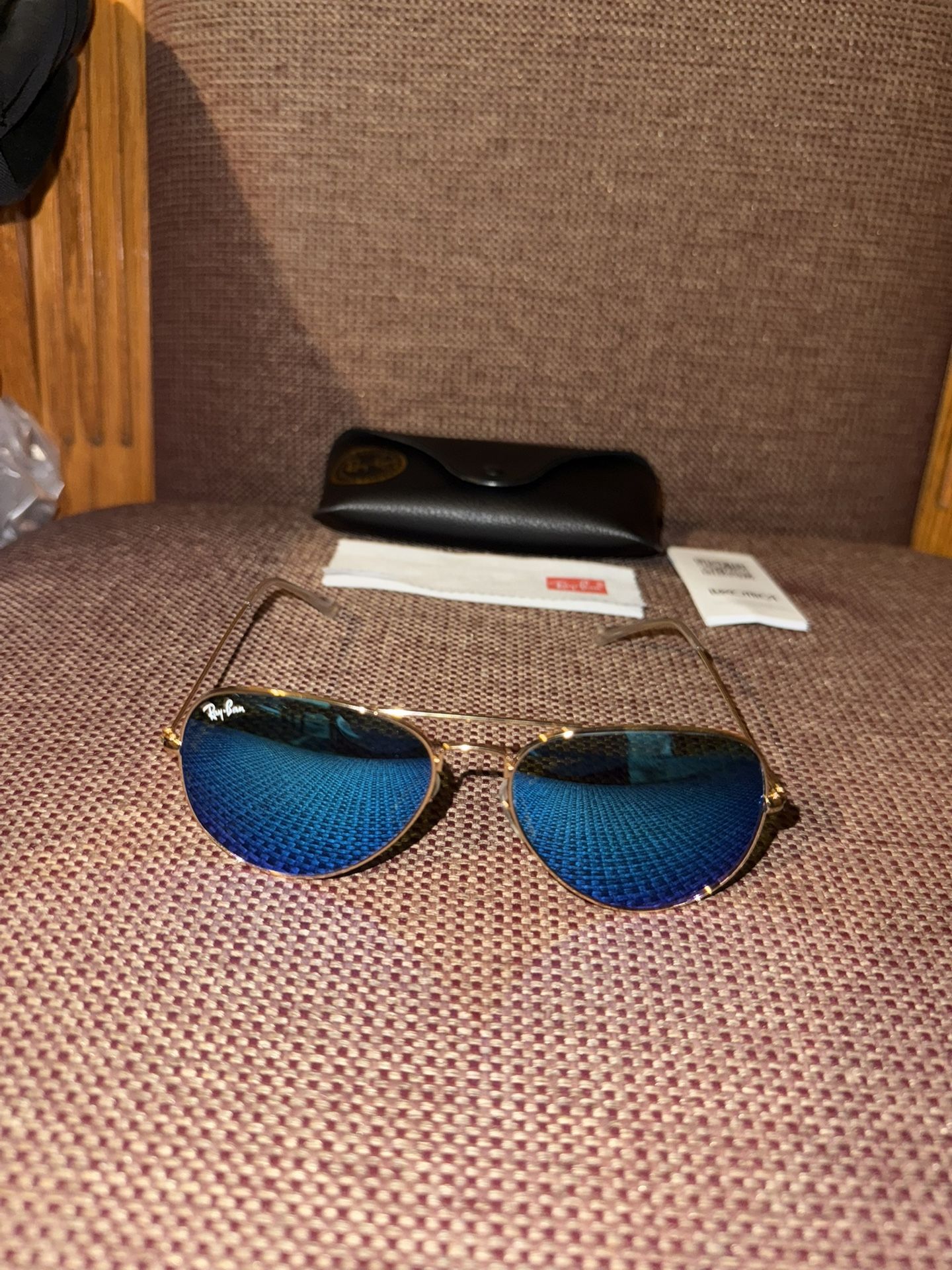 RAY-BAN AVIATOR FLASH LENSES
