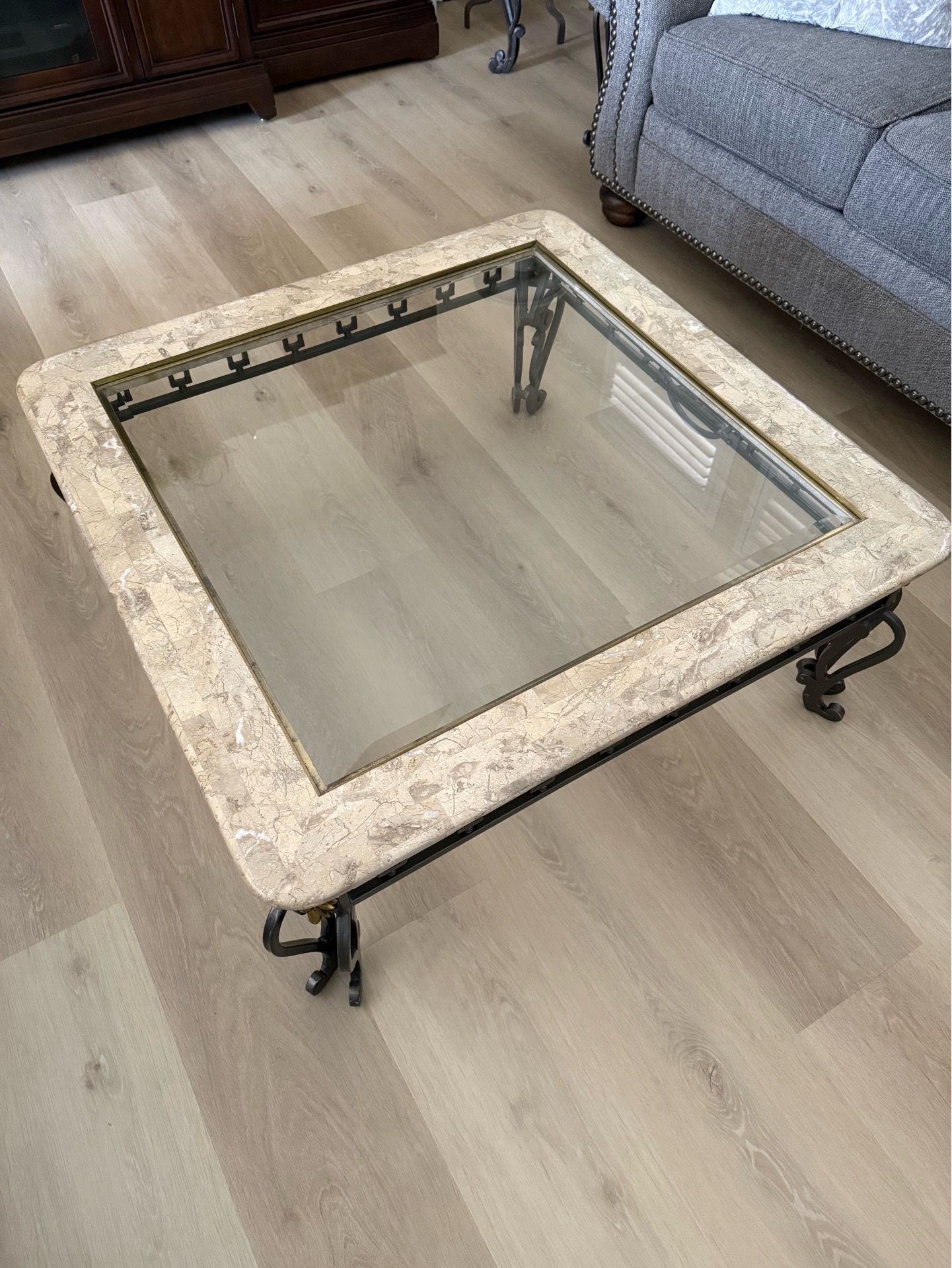 Coffee table-Must Sell!
