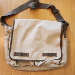 Old Navy Brand Messenger Bag / Satchel / Laptop / Book / School Canvas  Vintage Style