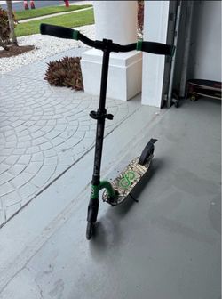 Infinity Scooters x 2 -  NYC Series Commuter Scooters