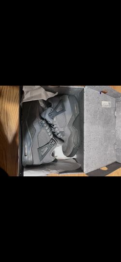 Air Jordan 4 Retro SE
