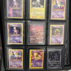 Pokeman Mewtwo and Mew 