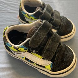 Baby Vans Size 4