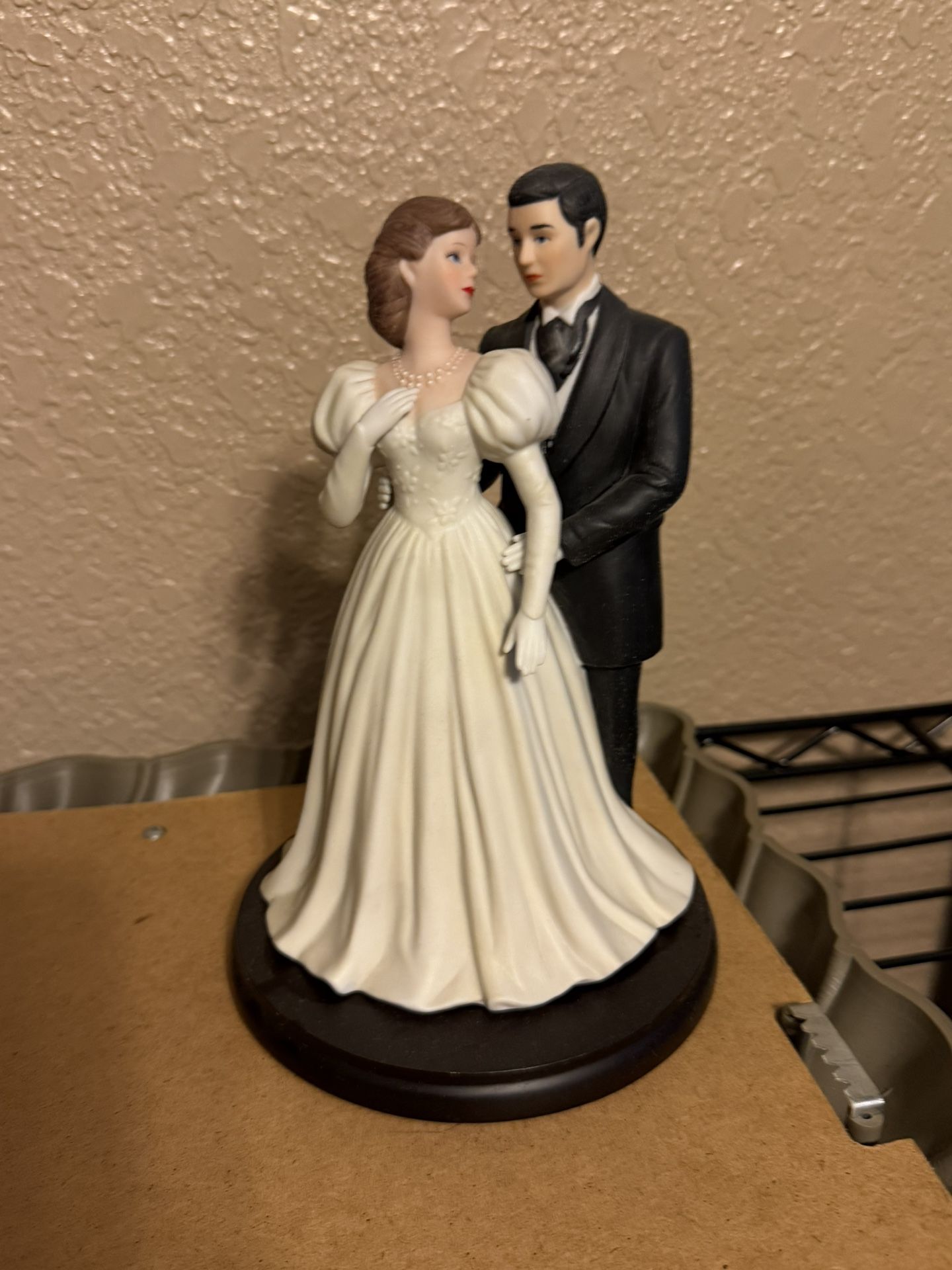 Home Interior Figurine 