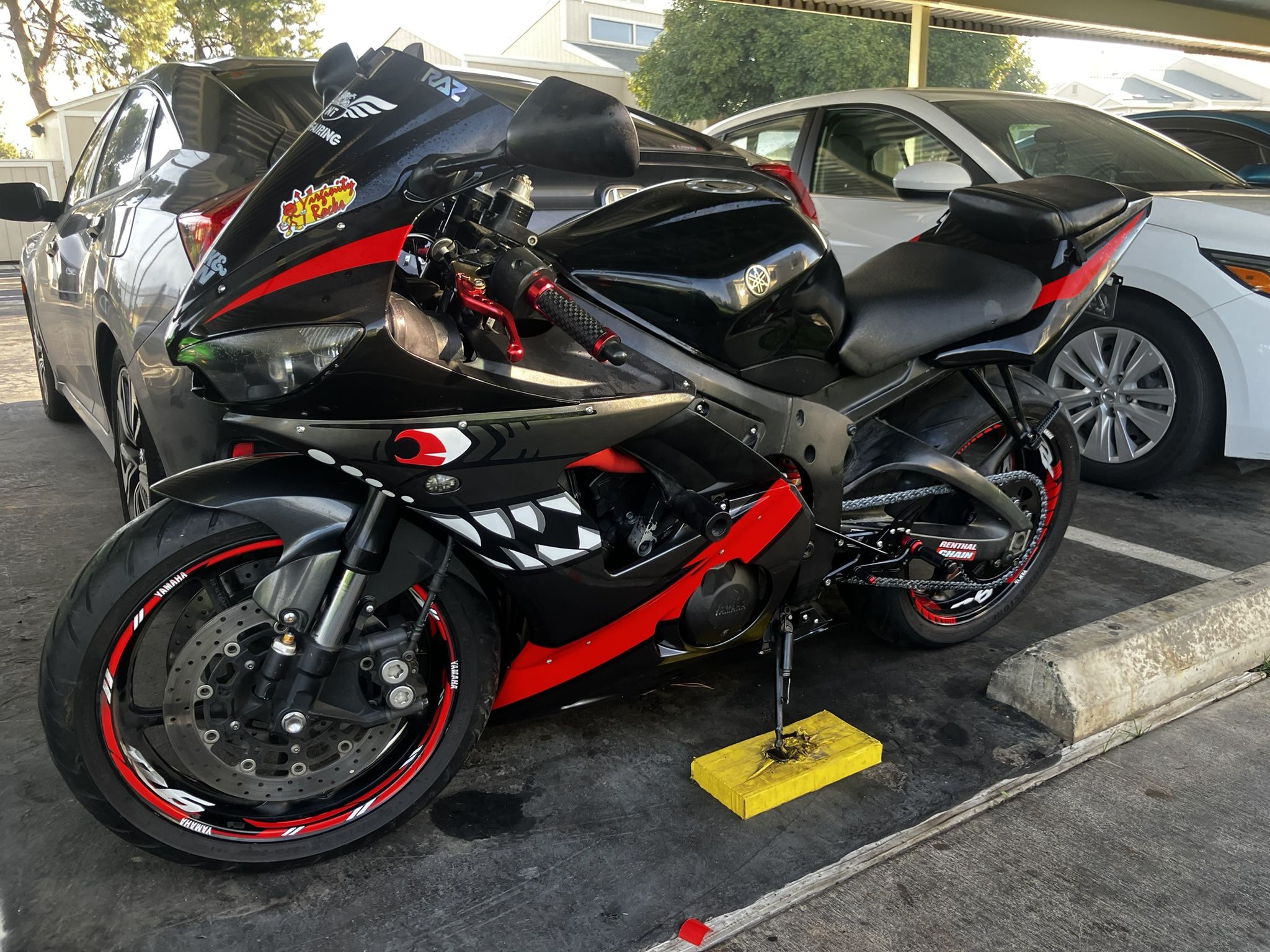 2009 R6s 2009 Yamaha R6S for Sale in Fresno, CA - OfferUp