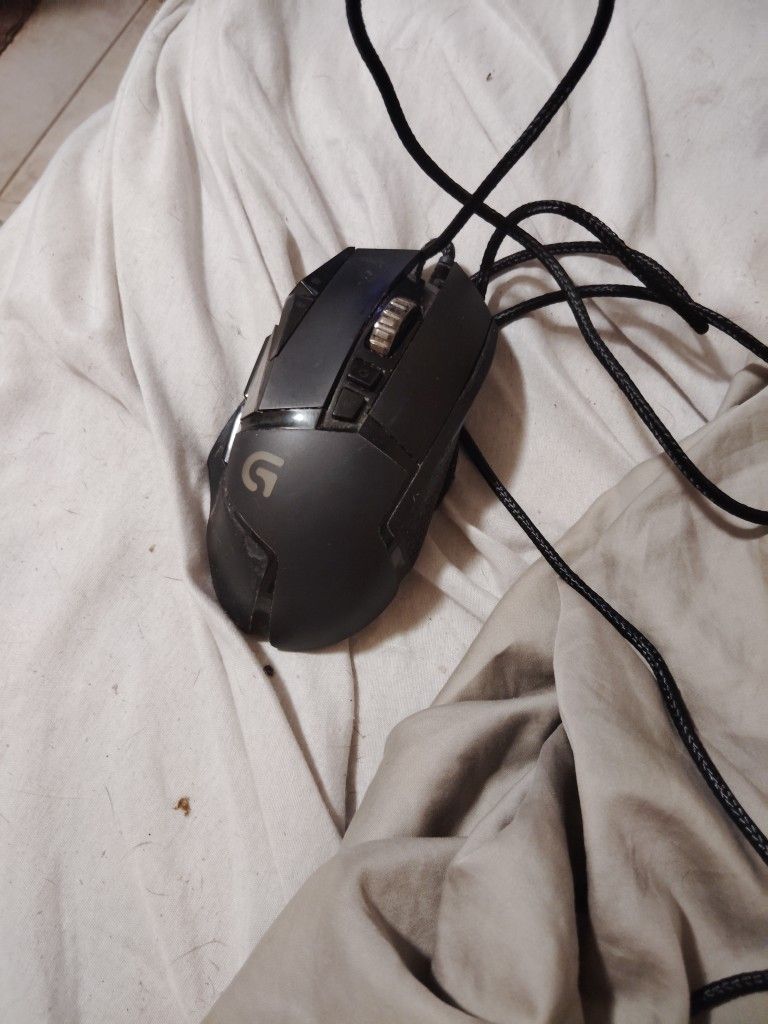 G502 Logitech Mouse