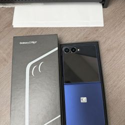 Samsung Z Flip 7 Unlocked 