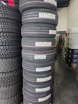 275/60R20 Bridgestone Dueler tires