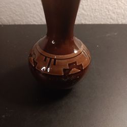 Signed Glazed Sioux Pottery 4" Bud Vase.

