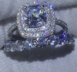 New 18 k white gold wedding ring set engagement ring