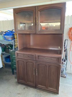 Kitchen cabinet (metal) has connections for small appliances