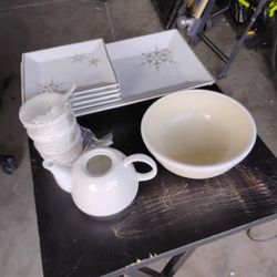 Dish & Candle Holders🕯️🍽️plates