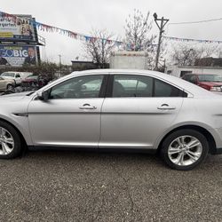 2013 Ford Taurus Sel