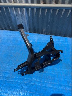 2019 2020 2021 2022 2023 2024 2025 2026 BMW X5 X6 X7 Right Passenger Side Headlight Bracket Support Mount OEM (ORIGINAL)