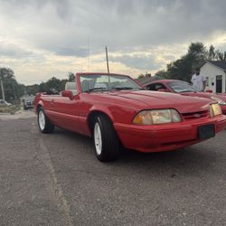 1992 Ford Mustang