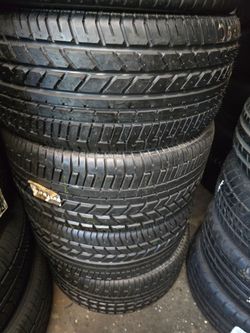 PIRELLI TIRES 255/45/17 GREAT CONDITION