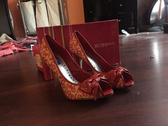 Beautiful BCBG Red heels