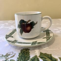 Vintage  Cascade Dinner Ware