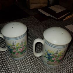Is salt and pepper shaker