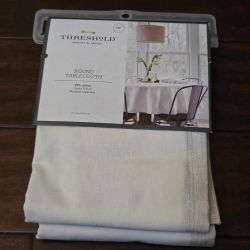 New Round Table Cloth 70"