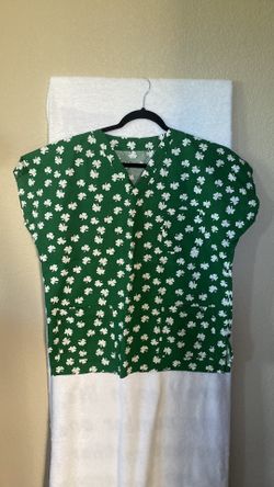 Ladies Shamrock scrub top-size L/XL