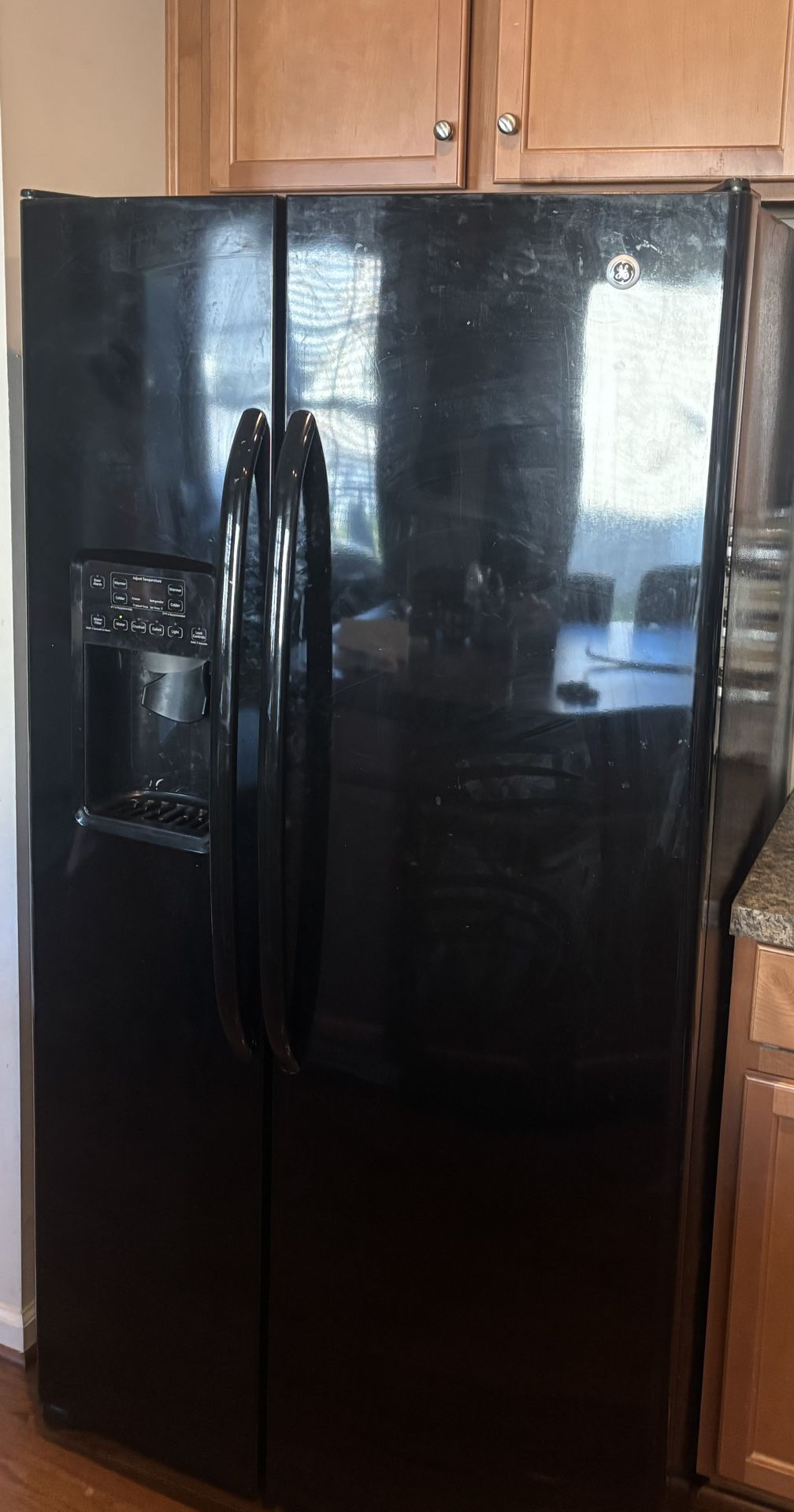 GE Refrigerator