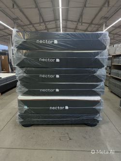 Nectar Mattress.   Nectar Premier Queen Size 13" Memory Foam Mattress.       Brand New Mattress.       Delivery Available