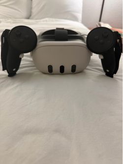 Meta quest 3 with Pro battery head strap