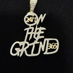 Gold & Diamond Pendant