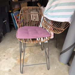 4 Wicker Barstools