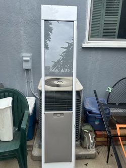 Slider doggy door