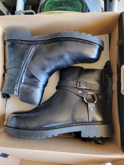 Steel Toe,slip resistant Size 11/$80obo