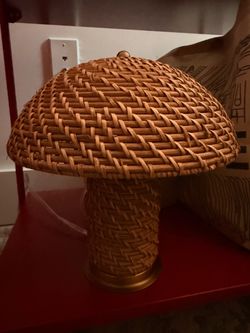 Wicker lamp
