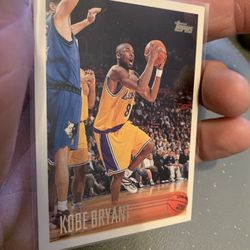 Kobe Bryant Topps Rookie Card. (Mint)