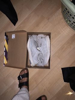 Adidas ultraboost sz8.5