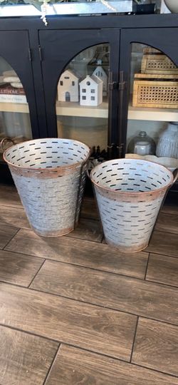 Galvanized olive buckets