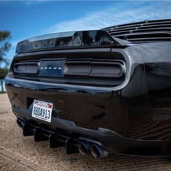 Dodge Challenger 2 Piece Wicker Bill No Camera