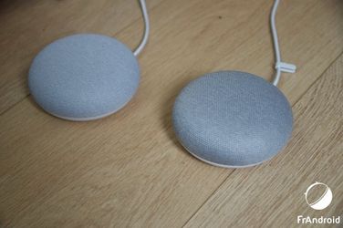 Bundle 2 GOOGLE HOME NEST MINI SPEAKERS LIKE NEW