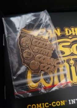 San Diego Comic Con Limited Edition Pin 50th Anniversary California Golden State New in Box .