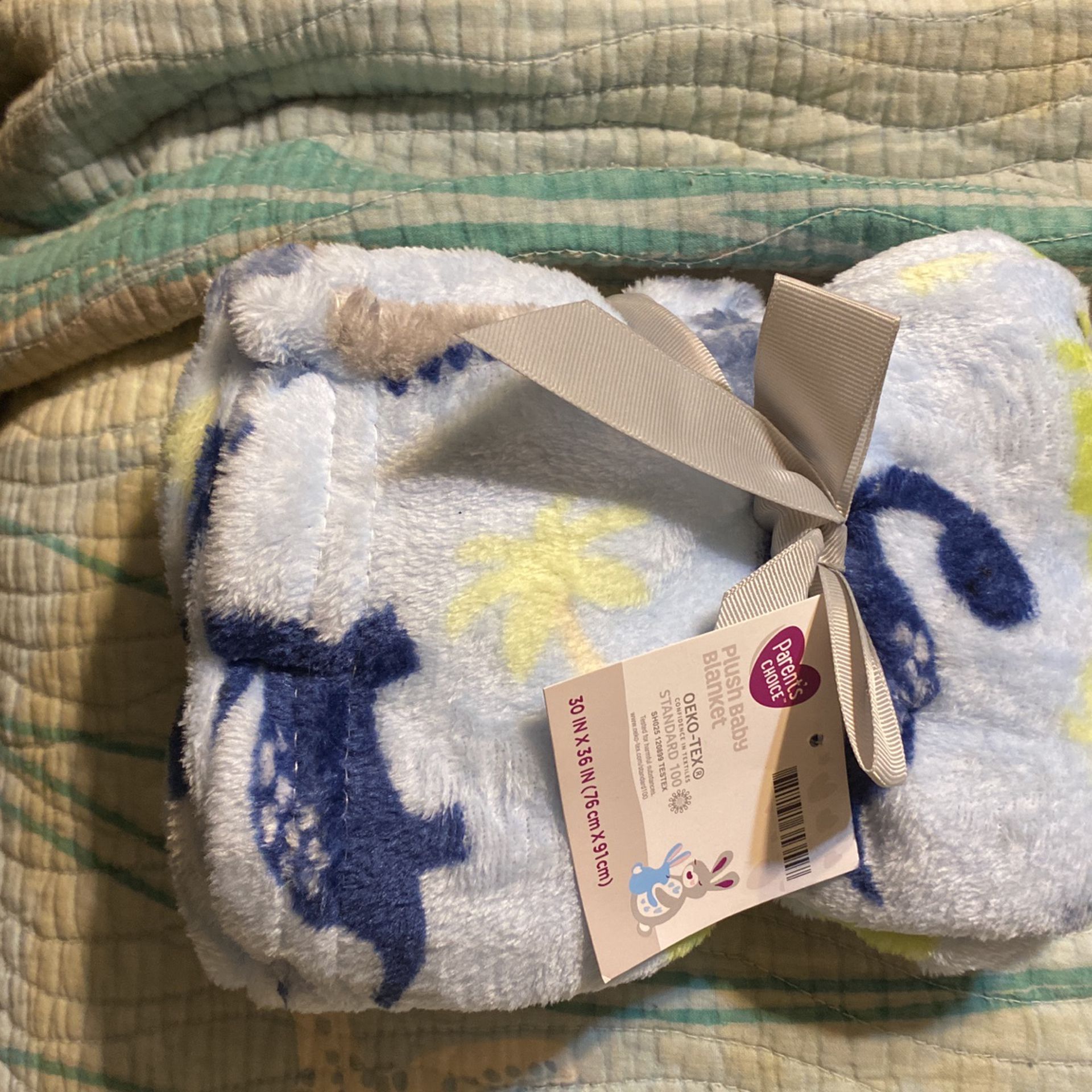 New Born Baby Blanket And Carters 0-6 Math Socks