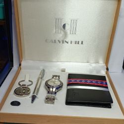 Calvin Hill Boxed Gift Set Watch, Wallet, Pen & Key chain - MINT in the Box